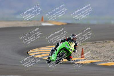 media/Sep-24-2022-CVMA (Sat) [[a45f954247]]/Race 15 500 Supersport-350 Supersport/